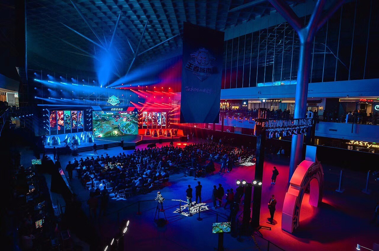 LPL历史上第四次出现最佳阵容AD缺席决赛，全位置最多！